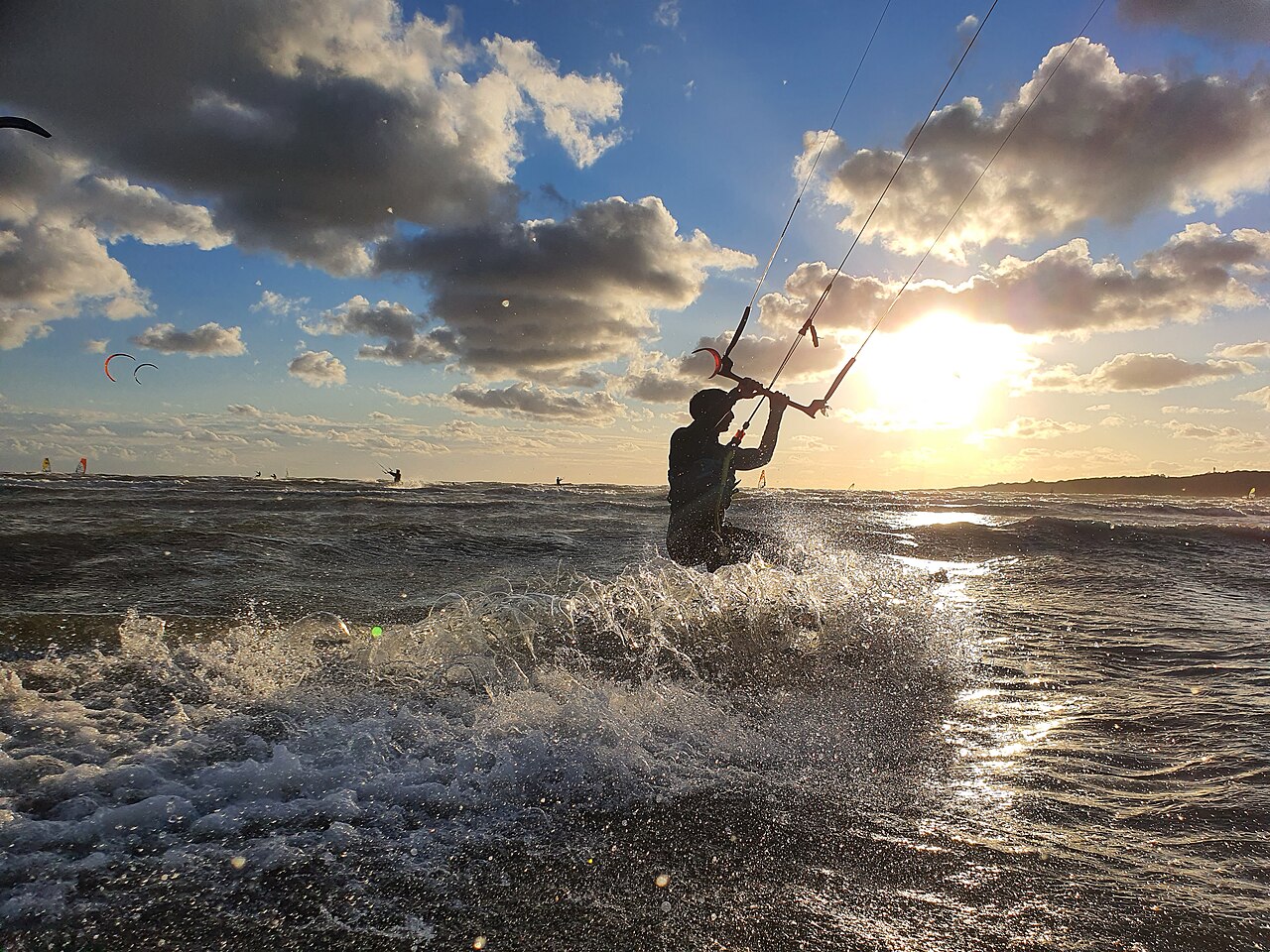 Kitesurfing