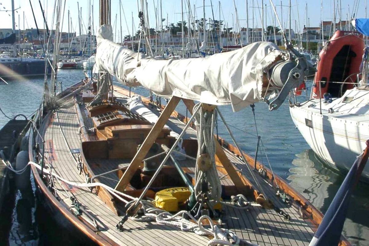 Pen Duick I, a classic gaff cutter, at L'Herbaudière