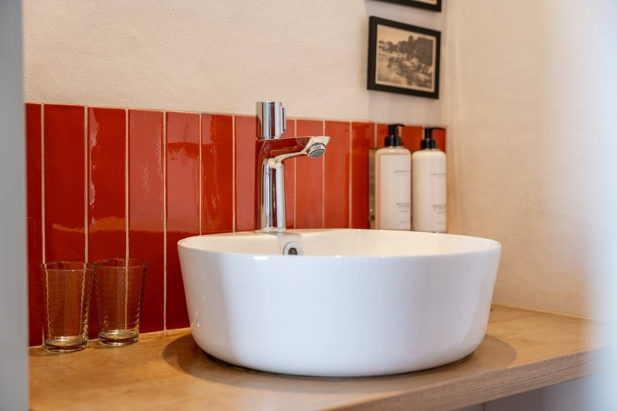 Bathroom with bathtub